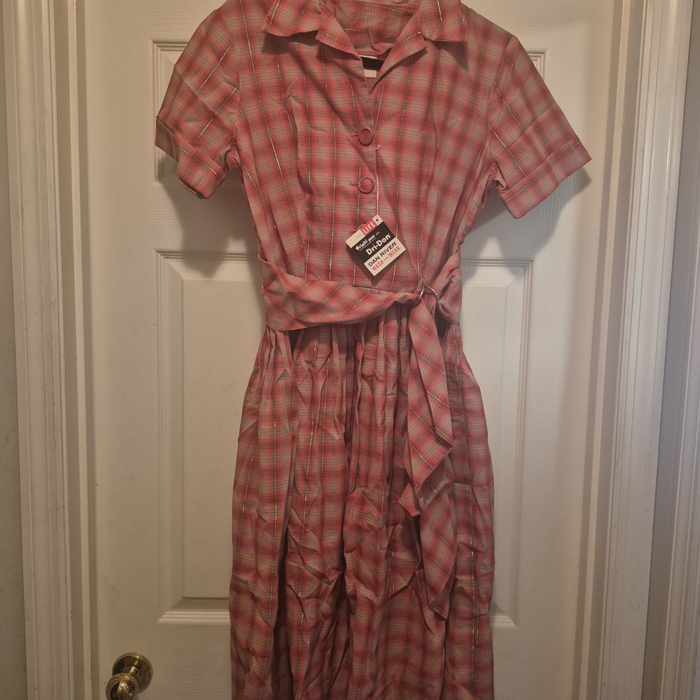 Vintage 1950's Mode O'Day Salmon Red checkered Cotton Advertised in Life Sz M